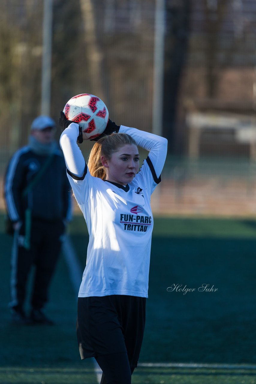 Bild 167 - Frauen SG Holstein Sued - SV Gruenweiss-Siebenbaeumen : Ergebnis: 0:2